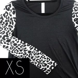 LulaRoe XS Lynnae Top